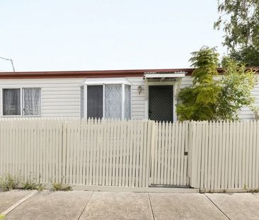 Cozy and Affordable Living in Lalor - Photo 1