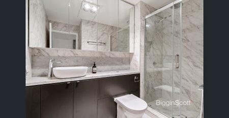 MODERN RICHMOND RETREAT MOMENTS FROM THE YARRA AND BRIDGE ROAD - Photo 5