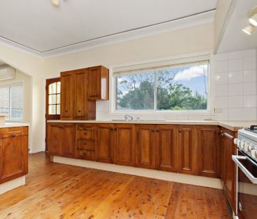 Single-level home in sought after pocket of Mount Colah - Photo 2