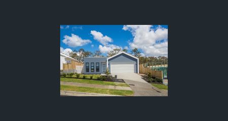 5 Harrison Place, Pimpama QLD 4209 - House For Rent - $750 | Domain - Photo 2