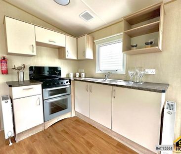 3 bedroom park home to rent - Photo 2