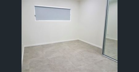 Grand Proportions | 3 Bedroom, 2 Bathrooms - Photo 5