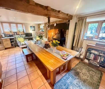 4 bedroom detached house to rent - Photo 6