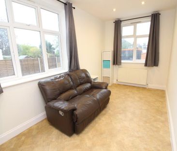 Rutherwyke Close, Stoneleigh - Photo 4