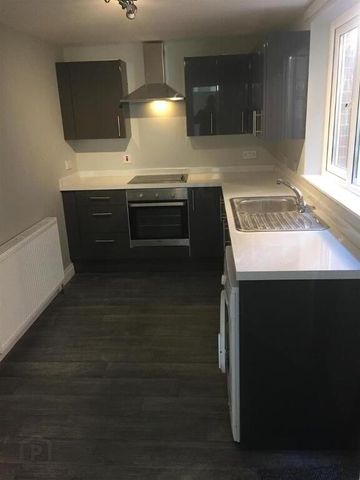 12 Crystal Street, Belfast, BT5 5BS - Photo 4