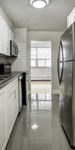 Yorkwoodsgate Apartments - Photo 4