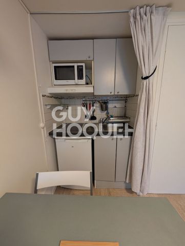 STUDIO MEUBLE 14 m2 ETANG LA VILLE - Photo 2