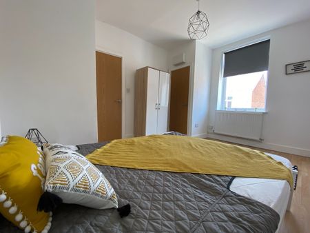1 Bed Flat, Percy Road, LE2 - Photo 4
