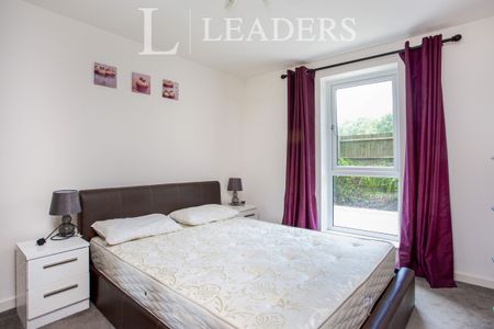 1 bedroom apartment to rent Nankeville Court, Guildford Road, GU22 - Photo 3