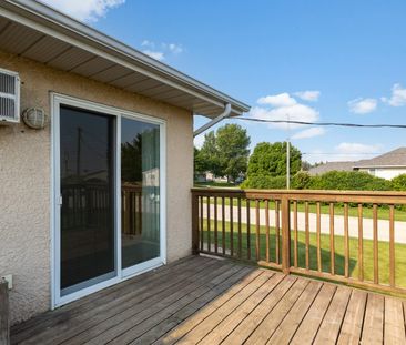 33 Fourth Avenue, Blumenort, MB - Photo 5