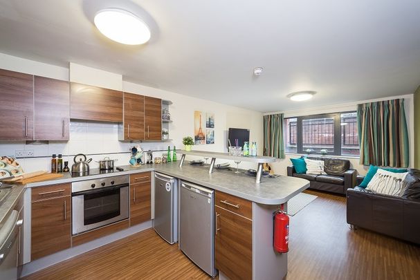 Room in a Shared Flat, Edward Street, S3 - Photo 1