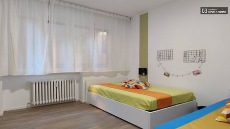 Viale Monza, Milan, Lombardy 20127 - Photo 5