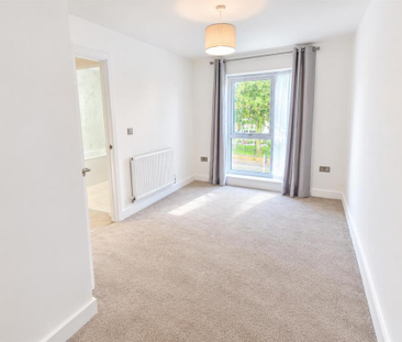 4 bedroom semi-detached house to rent - Photo 4