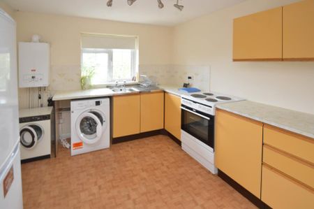 2 bedroom maisonette to rent - Photo 3