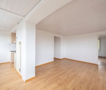 Charmante 4-Zimmer-Wohnung in ruhigem 3 Familienhaus - Photo 1