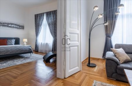 Kiadó újszerű állapotú lakás - Budapest VI. kerület - Photo 2
