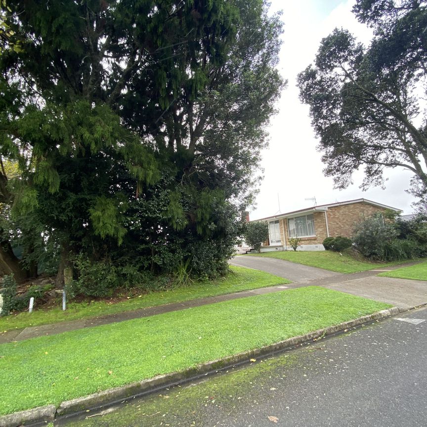 Family living - Photo 1