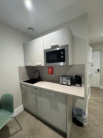 1 bedroom property to rent - Photo 3