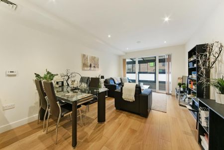 1 bedroom flat to rent - Photo 2