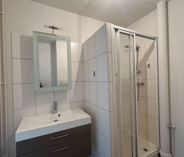 Location Appartement 2 pièces 44m² - Photo 6