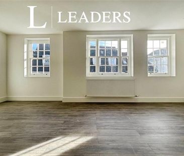 3 bedroom flat to rent - Photo 1