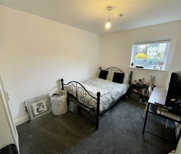 Wimborne Road, Poole, Dorset, BH15 - Photo 4