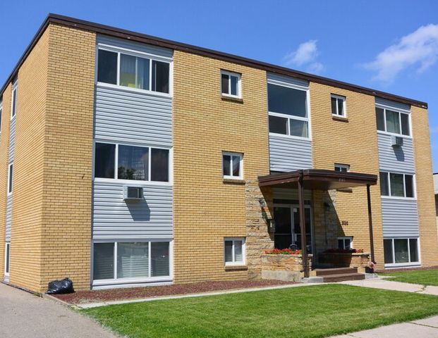 Essex | 2120 Cornwall St., Regina - Photo 1