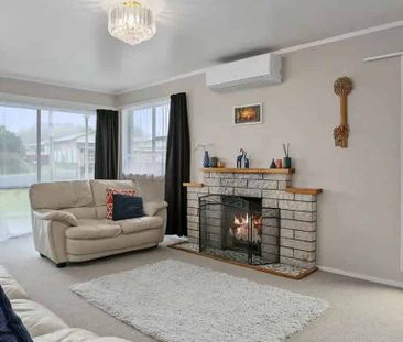 Ready to move in - Photo 1