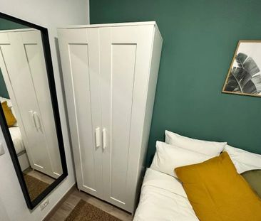 Calle de Rodas, Madrid, Community of Madrid 28005 - Photo 6