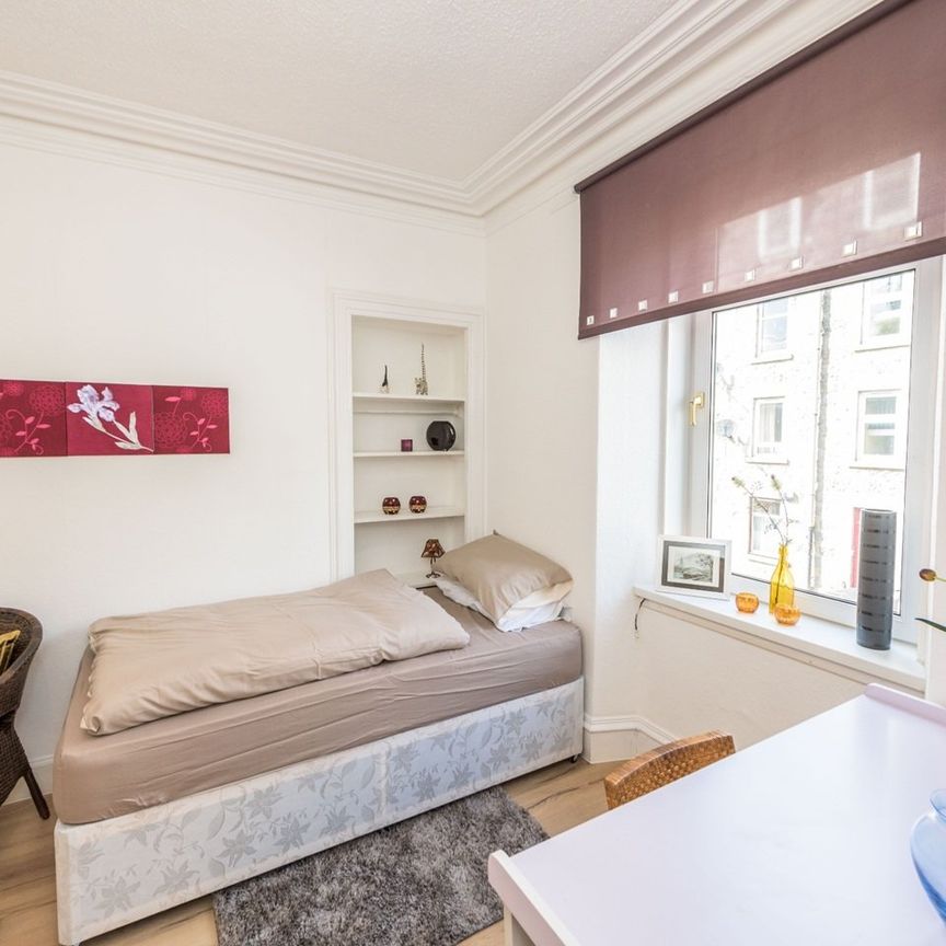 Room in a Shared Flat, Ffl, AB24 - Photo 1