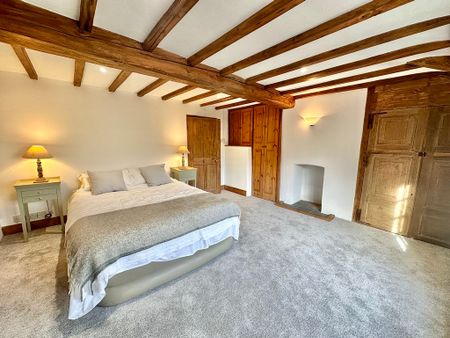 3 bedroom Three Bedroom Terraced House to rent - Photo 5