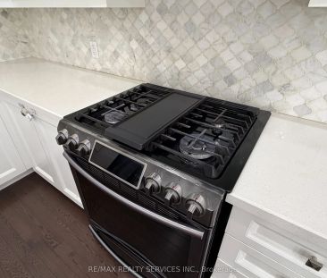 4 Lyle Way #UPPER PORTION - Photo 1