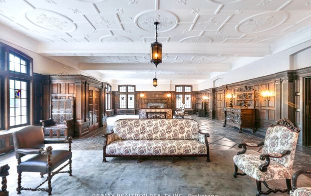 For Lease - 2 Clarendon Avenue Unit# 402, Toronto, Ontario - Photo 1