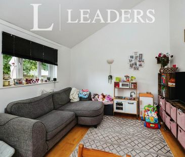 2 bedroom bungalow to rent - Photo 1