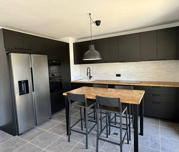 Location maison 4 pièces 84.36 m² à Ollioules (83190) - Photo 3