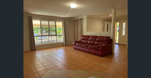 Double Storey with Pool - Photo 1