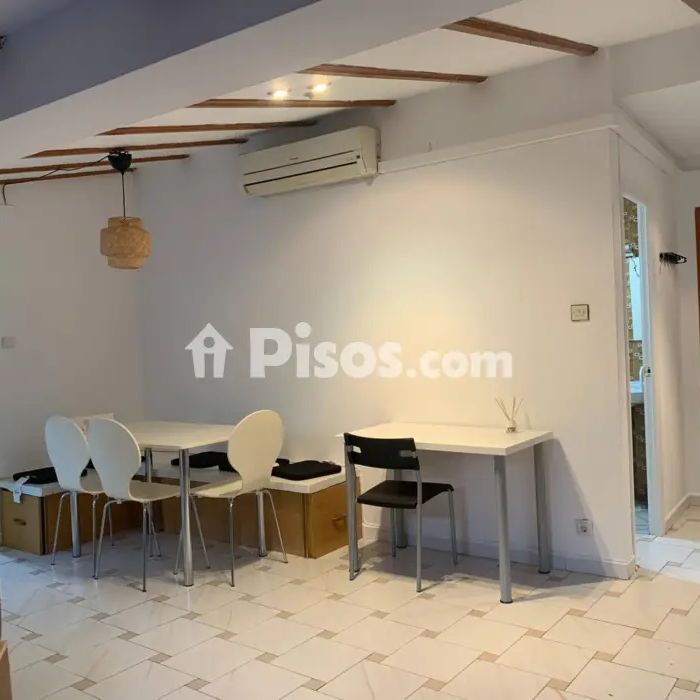 Piso en alquiler en Calle de Urrea, 24 - Photo 1