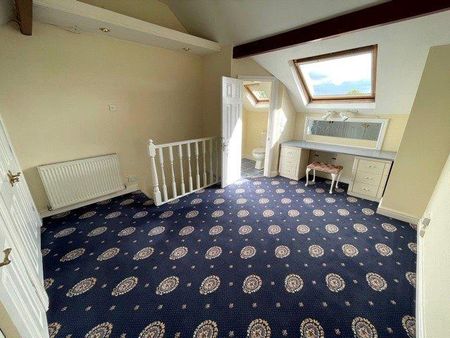 2 bedroom terraced house to rent - Photo 4