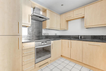 Holland Gardens, Brentford - Photo 4