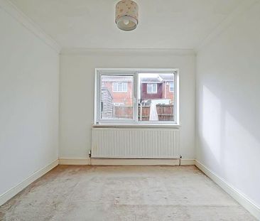 3 bedroom bungalow to rent - Photo 6