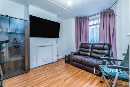 2 bedroom house to rent London Road, Riverhead, Sevenoaks, TN13 - Photo 3