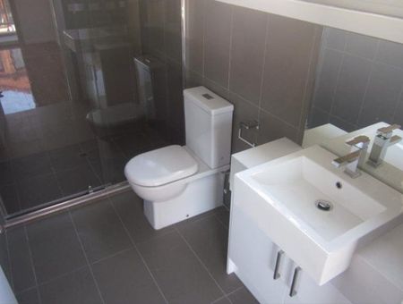 3/32 Albert Street, Northcote VIC 3070 - Photo 5