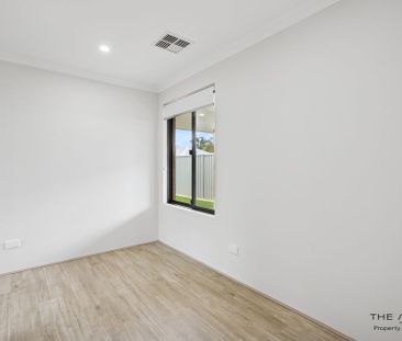 Modern Family Living in the Heart of Wellard - Photo 3