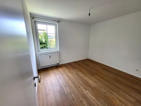 Schöne Wohnung mit Terrasse - Foto 2