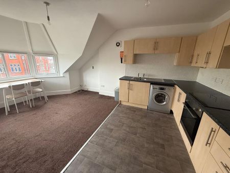 2 bedroom apartment to rent - Photo 3