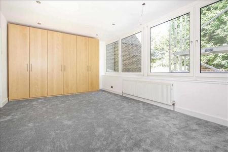 4 bedroom terraced house to rent - Photo 5