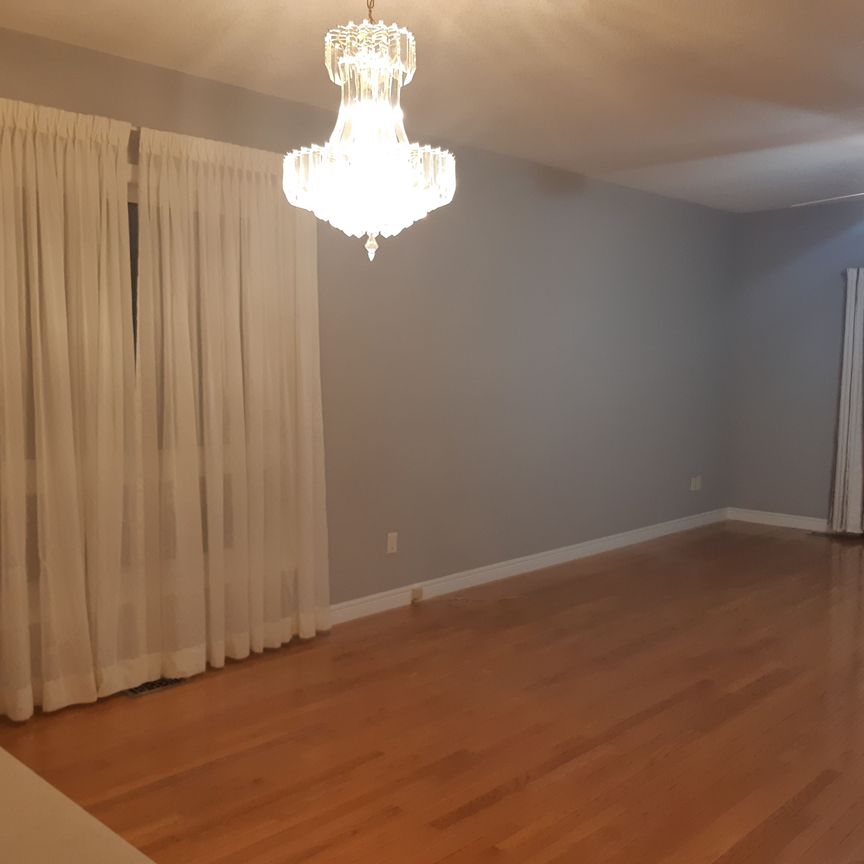 For Lease - 2255 Grouse Lane, Oakville, Ontario - Photo 1