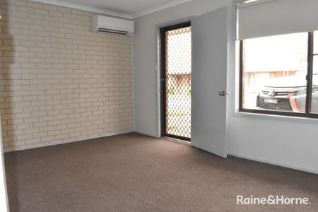 82C Edward Street, Young, NSW 2594 - Photo 5