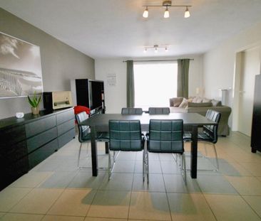 Energiezuinig appartement met 1 slpk en autostandplaats voor 725 EU... - Photo 1