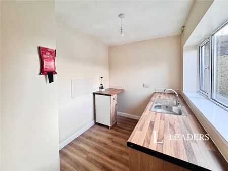 1 bedroom flat to rent - Photo 3